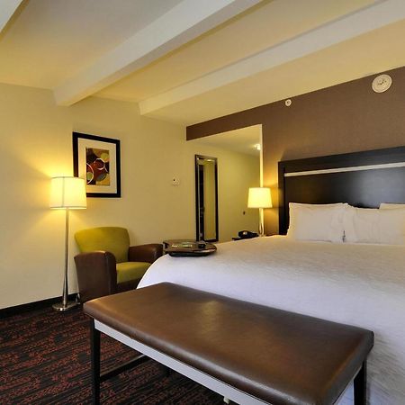 Hampton Inn Jericho - Westbury ภายนอก รูปภาพ