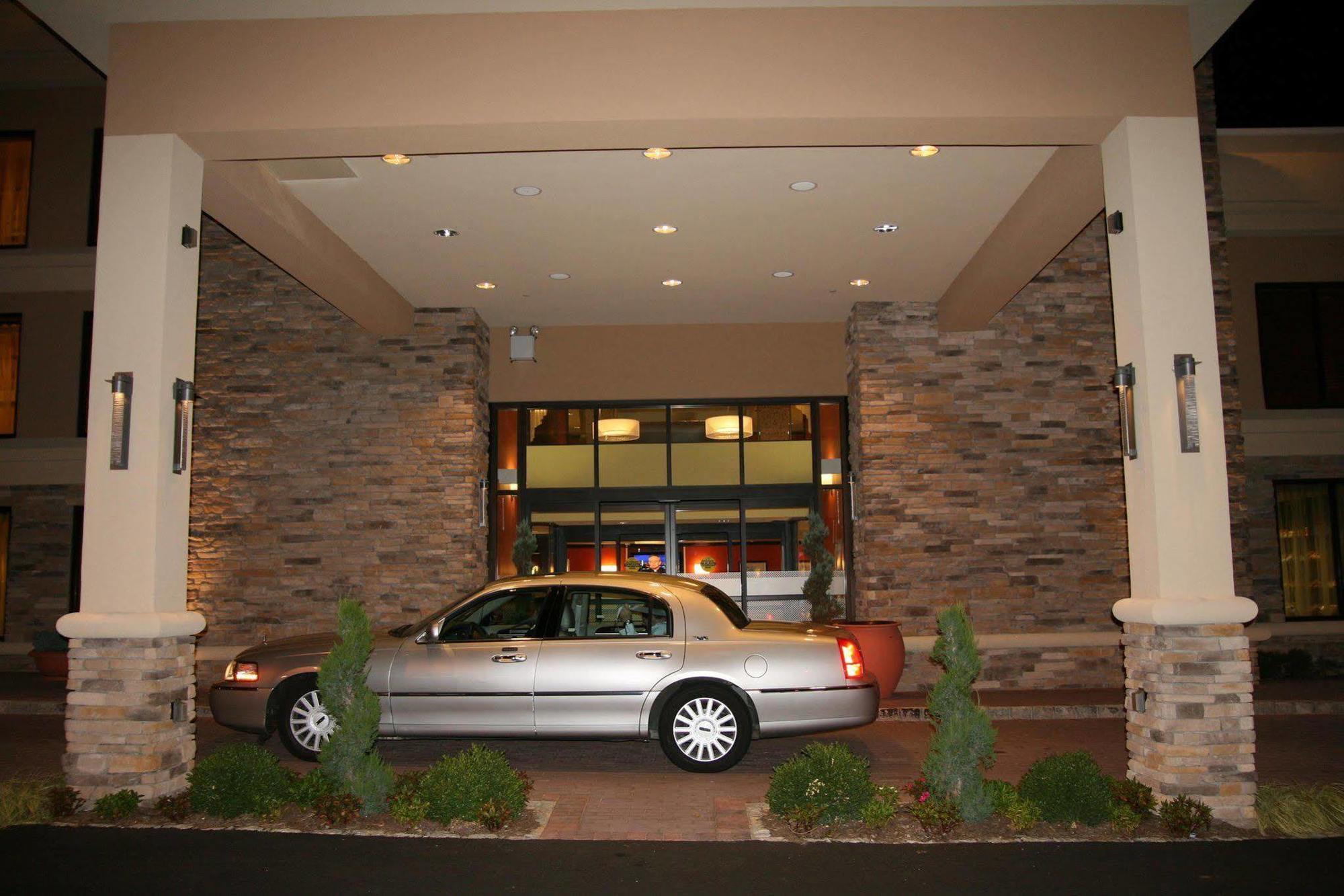 Hampton Inn Jericho - Westbury ภายนอก รูปภาพ