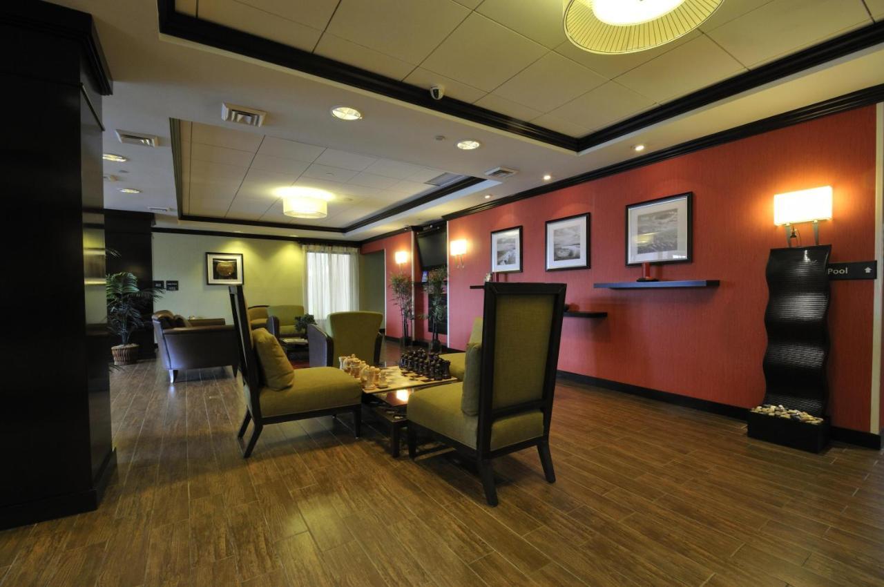 Hampton Inn Jericho - Westbury ภายนอก รูปภาพ