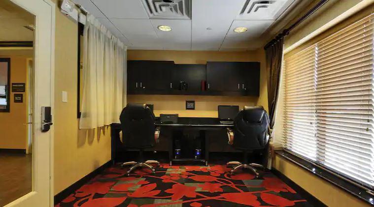 Hampton Inn Jericho - Westbury ภายนอก รูปภาพ